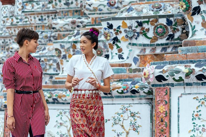 Full Day Bangkok PRIVATE City Tour With Locals - Wat Trimit & Wat Pho tickets - Phan Pa Klong canal boat ride, local life on the water