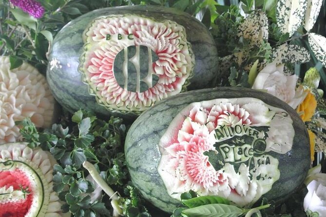 Full Day Professional Thai Fruit and Vegetable Carving Class - Getting to Sutthisan MRT at 9:00 AM without stress