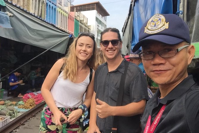 Fullday Private Tour Guide Service with Thai LUNCH in & around Bangkok(8 Hours) - Riverfront Bangkok: Chao Phraya, Train Night Market Ratchada, and Asiatique