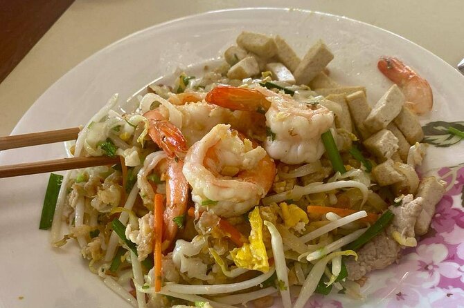 Fun Thai Cooking Class near Bangkok - A Traditional Teak House Kitchen Run by Pang