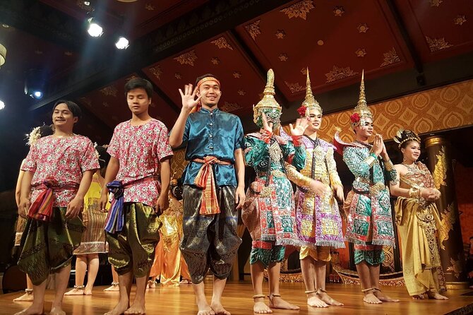 Gourmet Dinner & Spectacular Show at Mandarin Oriental - Teak boat ride to Sala Rim Naam: the fun in the transit