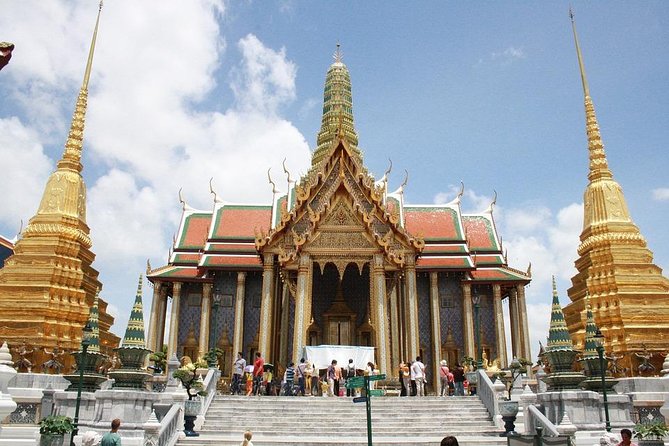 Grand Palace & Temples of Bangkok with experienced guide - Pacing, Crowds, and Comfort: How to Make the Day Feel Easier