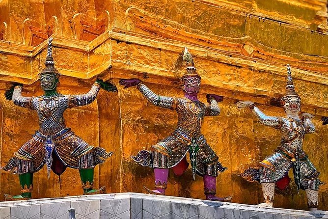 Grand Palace , Thai dance & Fun street walk in Bangkok - Price and value: what $112.44 really covers in a 6 to 7 hour day