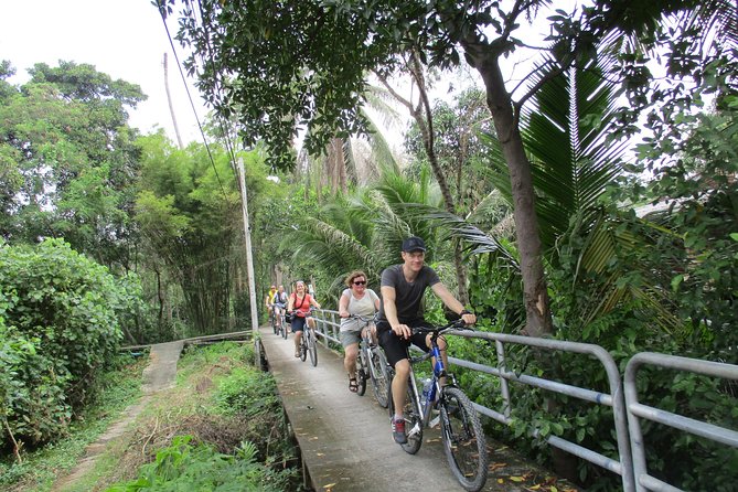 Green Bangkok Bicycle Tour - Your guide, safety tone, and the group dynamic
