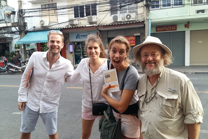 Half Day Bangkok Old Town City Quest - GOLDEN MOUTAIN'S ECLIPSE - Where you meet, what to bring, and how the game begins