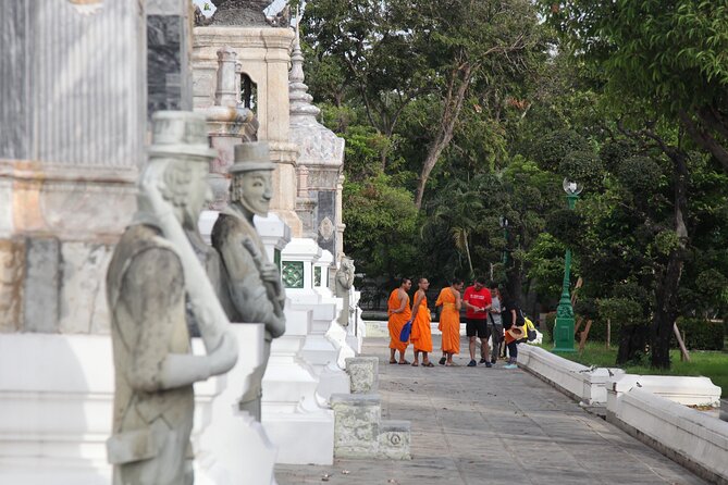 Half Day Bangkok Old Town City Quest - GOLDEN MOUTAIN'S ECLIPSE - Ratthanakosin on foot, the real value of a 3 hour mystery