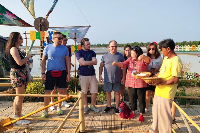 Half-Day Railway Market and Floating Market Tour in Thailand - How the itinerary tempo affects your shopping time
