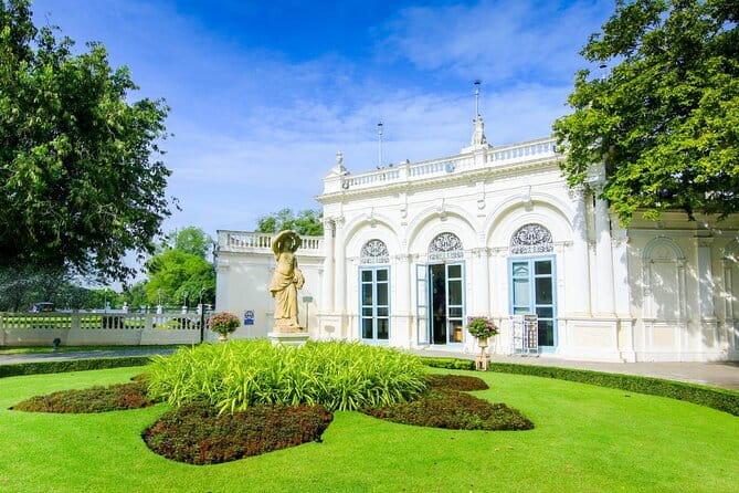 Heritage Tour in Ayutthaya by Cruise - Wihan Phra Mongkhon Bophit: the bronze Buddha in a chapel