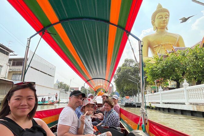 Hidden Bangkok Longtail Boat Tour to Big Buddha&Canal Life 2hrs - Heading onto the Chaophraya River and spotting Wat Arun