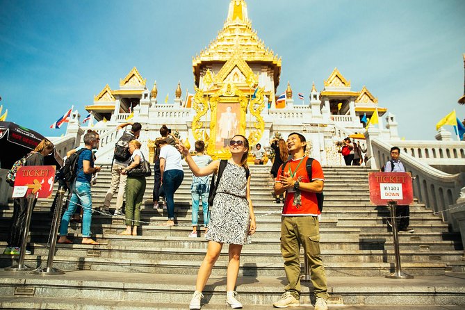Highlights & Hidden Gems With Locals: Best of Bangkok Private Tour - Start at Sala Chalermkrung Royal Theatre, then get your bearings