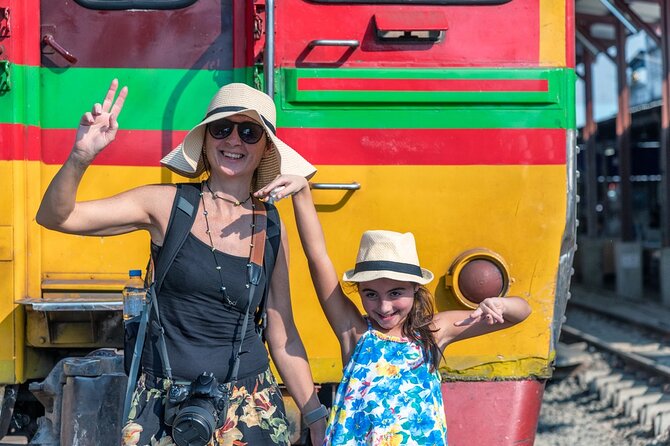 Iconic Markets: Damnoen & Train Market Explore - What’s included, what’s not, and how to plan your day