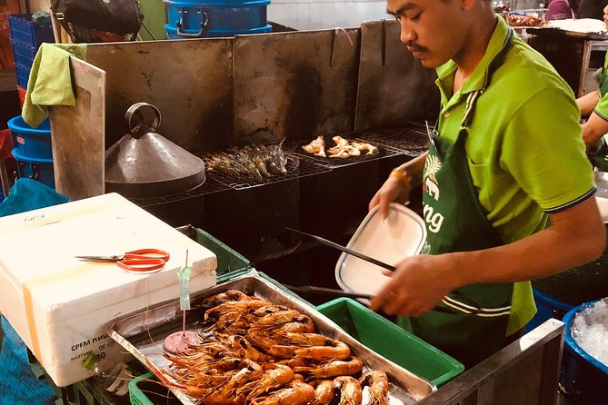 Incredible Bangkok Food Tour - The Michelin-star street-food surprises, and why you should expect more than one