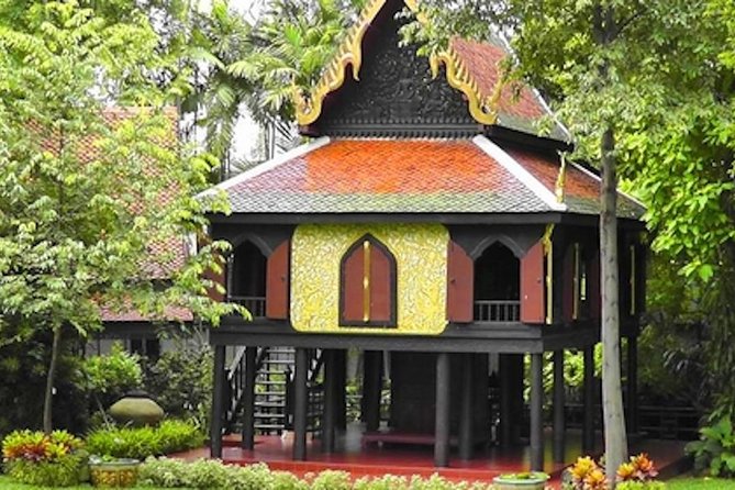 Jim Thomson's House & Suan Pakkard Palace Tour - The teak-building focus gives you a real sense of place