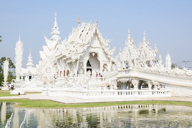 Journey from Bangkok to Chiang Mai (6 days 5 nights) Tour start from 2 people - Chiang Rai: White Temple, Black House, and the Golden Triangle day