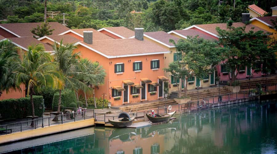 Khao Yai: Private Custom Tour with Driver From Bangkok - Optional add-ons: elephants, cycling, markets, and culture