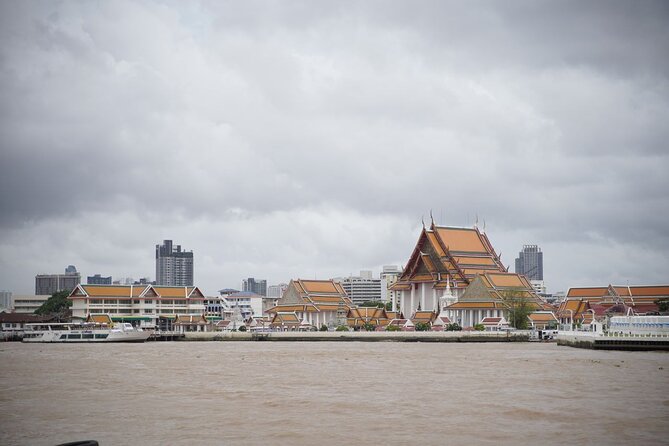 KL | Bangkok: 2-Hour Canal Tour by Teak Boat - Dress code and comfort: small rules that can save your tour