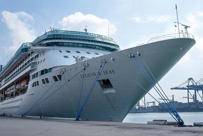 Laem Chabang Port Shore Excursion : Grand Palace, WatPho, WatArun - Dress code and photo rules you’ll want to plan around