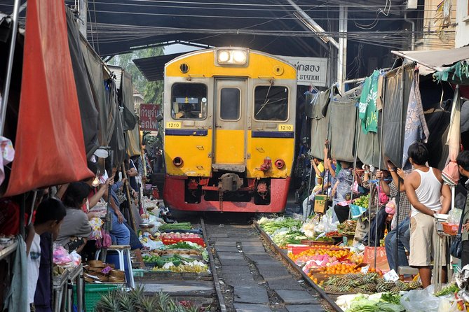 Maeklong & Damnoen Saduak Markets: Railway & Floating Market Tour - Who Should Book This Tour, and Who Might Skip It