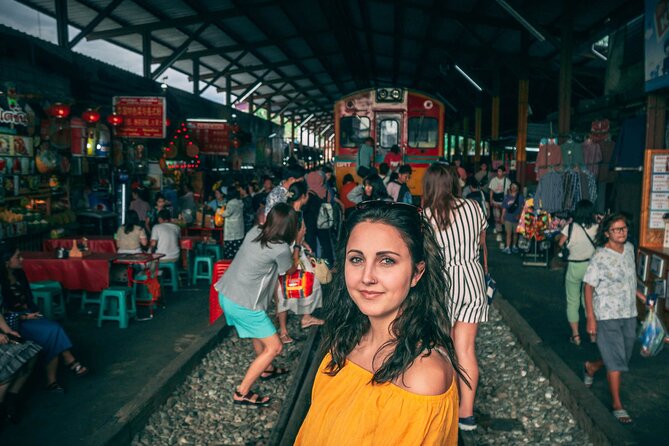 Maeklong Railway & Damnoen Saduak Floating Market Tour – Full Day - Getting Oriented: 6:30am Pick-up and a Small-Group Day