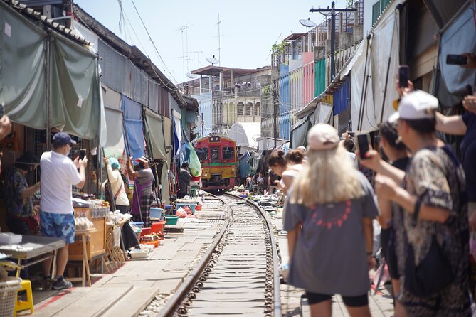 Maeklong Railway Market and Floating Market - Price and logistics: why $32.55 can feel like good value