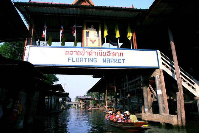 Maeklong Railway Market and Floating Market Tour from Bangkok - Bangkok pickup and the morning schedule that matters
