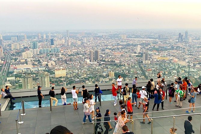 Mahanakhon Building Skywalk - Free Upgrade to Rooftop - What to expect with glass, drizzle, and rooftop safety