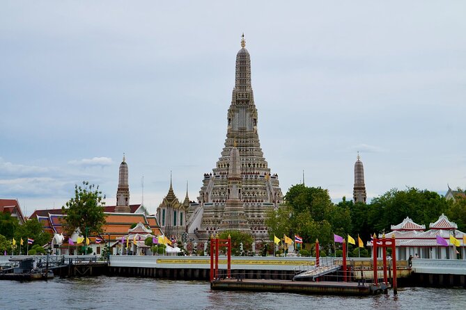 Meridian Sunset Dinner Cruise - Floating Paradise From ICONSIAM Bangkok - Where you meet, and how to plan your arrival