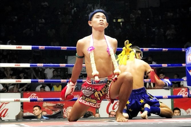 Muay Thai Boxing Show with Ringside Seats at Rajadamnern Stadium - Getting there smoothly: timing, tickets exchange, and taxi traffic reality