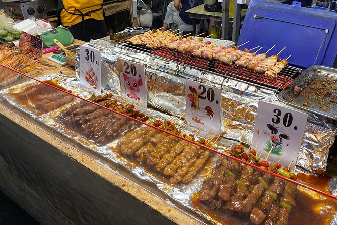 Night life in Bangkok - Jodd Fairs Train Night Market(Joint) - Stop 1: JODD FAIRS Rama 9 (Ratchada) for Food, Drinks, and Photo Angles