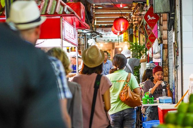 Night Street Food Tour of Bangkok's Chinatown - What to expect during the walking portion, beyond the food