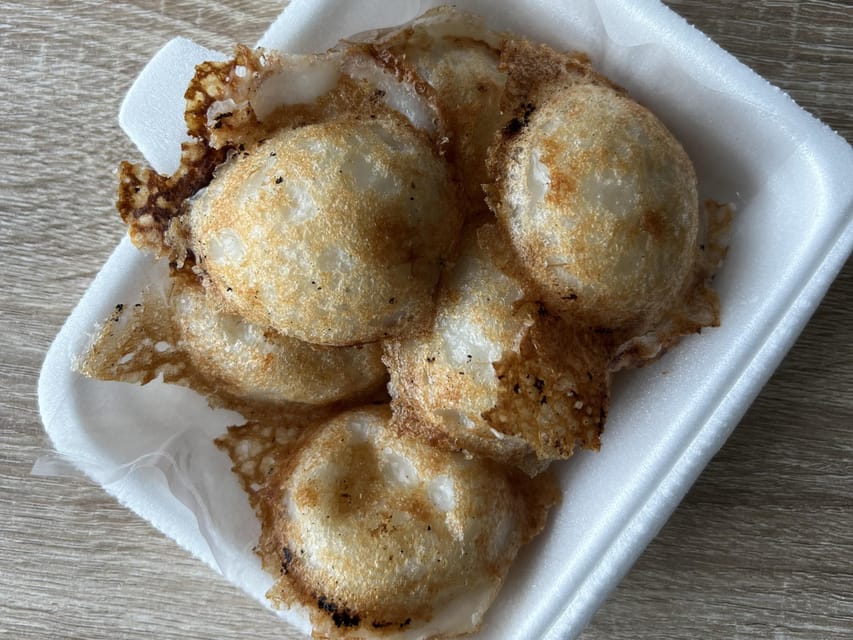 No Diet Club - Local food tour in Bangkok with many tastings - Chinatown to Little India to temple areas: why the route works