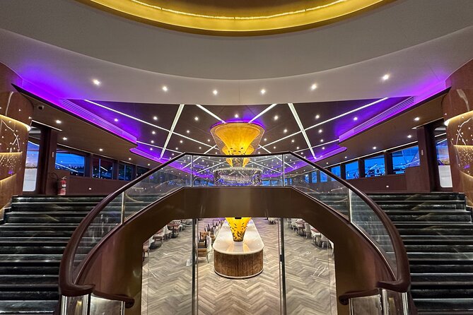 Opulence Buffet Dinner Cruise & Cultural Show - Boarding and the buffet lines: good systems, chaotic moments