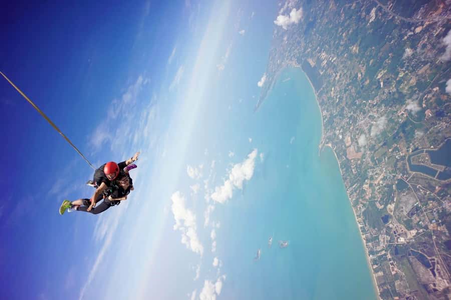 Pattaya: Dropzone Tandem Skydive Experience with Ocean Views - How the safety briefing and equipment check works
