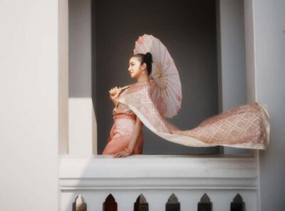 Photoshoot in Thai Costume