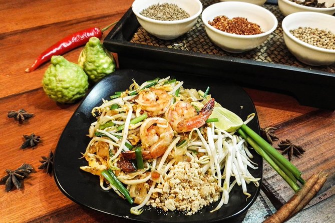 Pink Chili - Thai Cooking Class and Market Tour in Bangkok - The Meal You Cook: Lunch or Dinner With Real Satisfaction