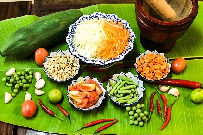 Pink Chili - Thai Cooking Class and Market Tour in Bangkok - On Nut Fresh Market: Learning to Shop Like Thai Home Cooks