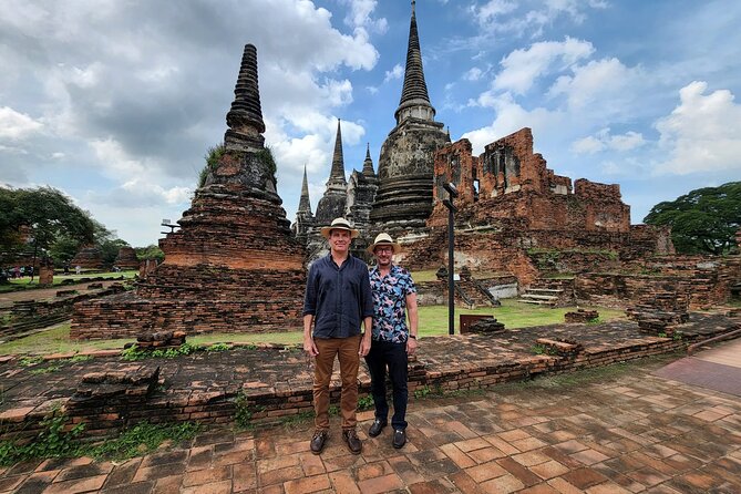Private Ayutthaya Day Tour from Bangkok - Temple of the Reclining Buddha (Wat Lokayasutharam): the 42-meter photo moment
