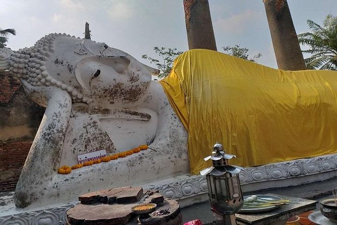 Private Ayutthaya Day Tour from Bangkok - Wat Mahathat: where relic stories sit in the middle of ruins