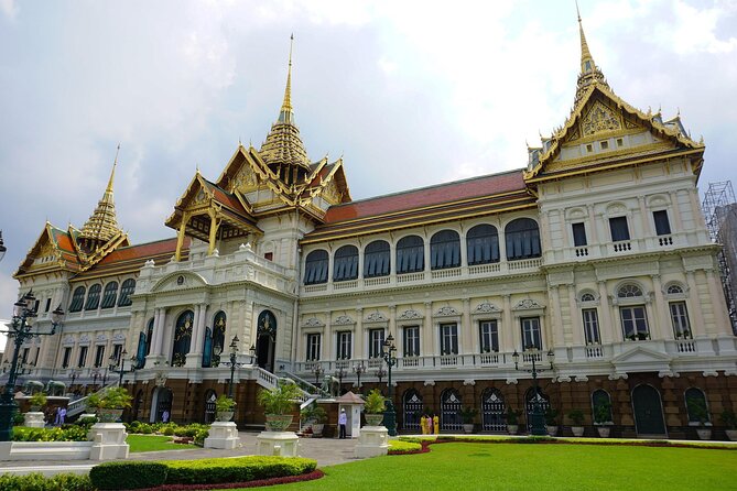 Private Bangkok City Tour One Day With The Grand Palace - Hotel Pickup and a Comfortable Route Through Bangkok