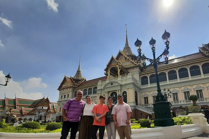 Private Bangkok Grand Palace Full-Day City sightseeing Tour - Wat Traimit Golden Buddha: the Chinatown link
