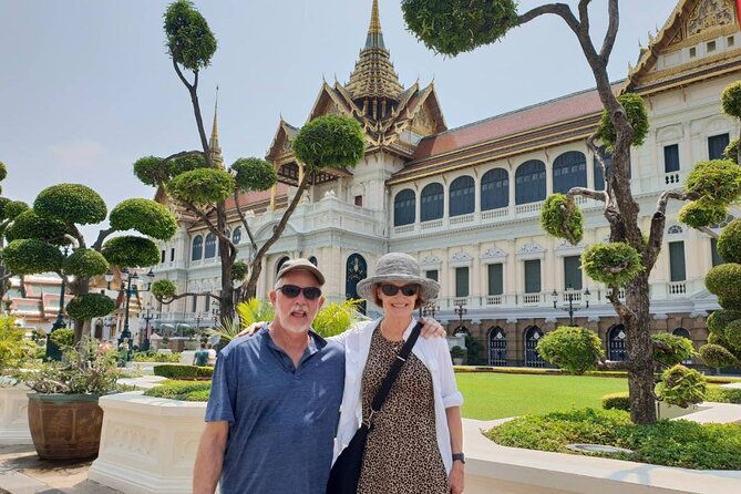 Private Bangkok Grand Palace Full-Day City sightseeing Tour - Wat Pho Reclining Buddha: where art, religion, and customs connect