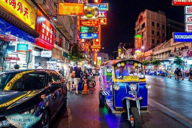 Private Bangkok Night Tour by Tuk Tuk with Dinner - Wat Arun at Night, Photo Time That Actually Counts