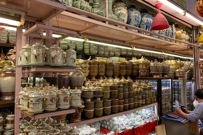 Private Exclusive Guided Chatuchak Weekend Market Shopping Tour - Shopping at Chatuchak With a Guide: Find, Compare, Haggle
