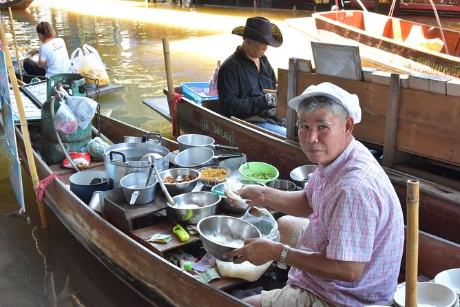 Private Excursion to Floating Market and Ayutthaya World Heritage - What lunch feels like in this plan