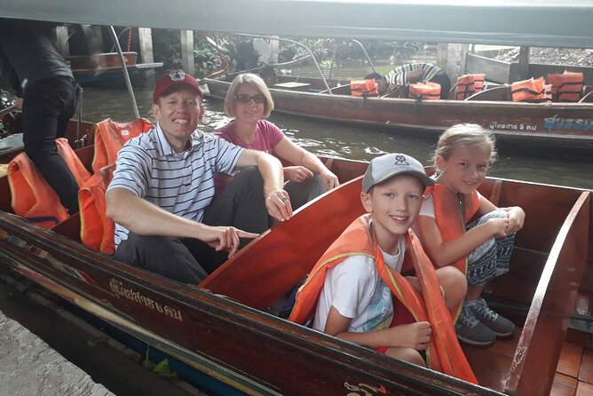 Private Floating Market and Maeklong Railway Tour from Bangkok - Damnoen Saduak Floating Market and the Boat Ride (About 30 Minutes)