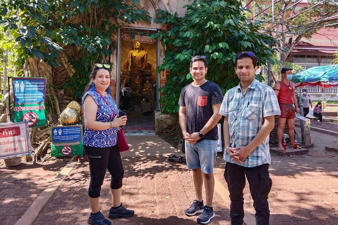 Private Floating Market & Maeklong Railway Tour from Bangkok - Getting picked up in central Bangkok at 7:00 AM