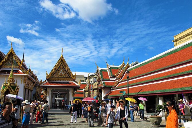 Private Half-Day Bangkok City Tour with The Grand Palace - Grand Palace and Wat Phra Kaew: the royal core, tightly planned