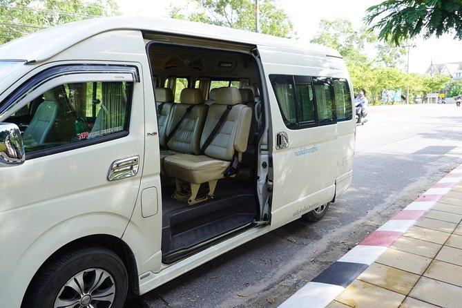 Private Hotel-to-Airport Transfer: Suvarnabhumi (BKK) - Luggage help included, and why it matters at BKK