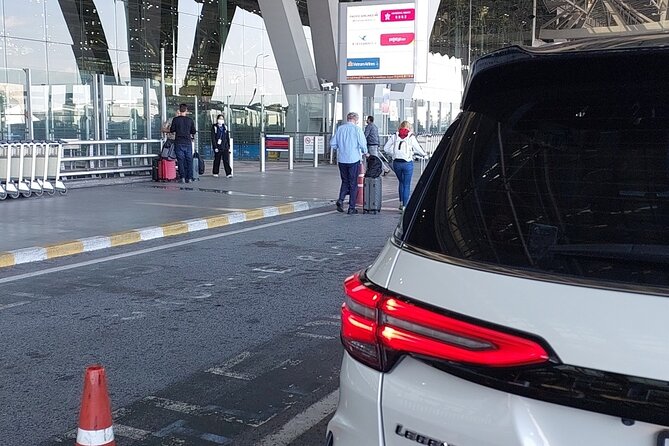 Private Shuttle SUV Bangkok From or To Airport - Communication and Pickup Clarity: The Real Test