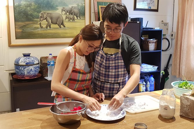 Private Thai Home Cooking Lesson (since 2004) - Onnuch Freshmart: where ingredient picking becomes part of the lesson